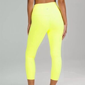 Lululemon neon yellow leggings size 6, 25 inch